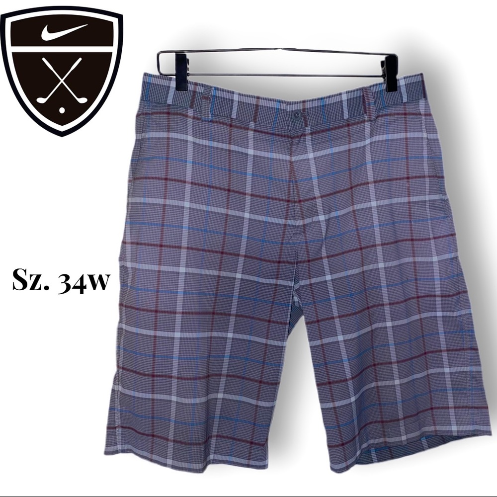 Mens Nike Golf Size 34 waist Gold Shorts